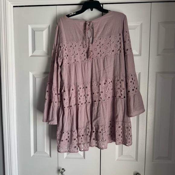 Listicle Dusty Pink Eyelet Tunic - Picture 2 of 2